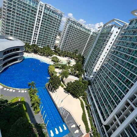 Azure Urban Resort Residence R&C - Paranaque Манила Экстерьер фото