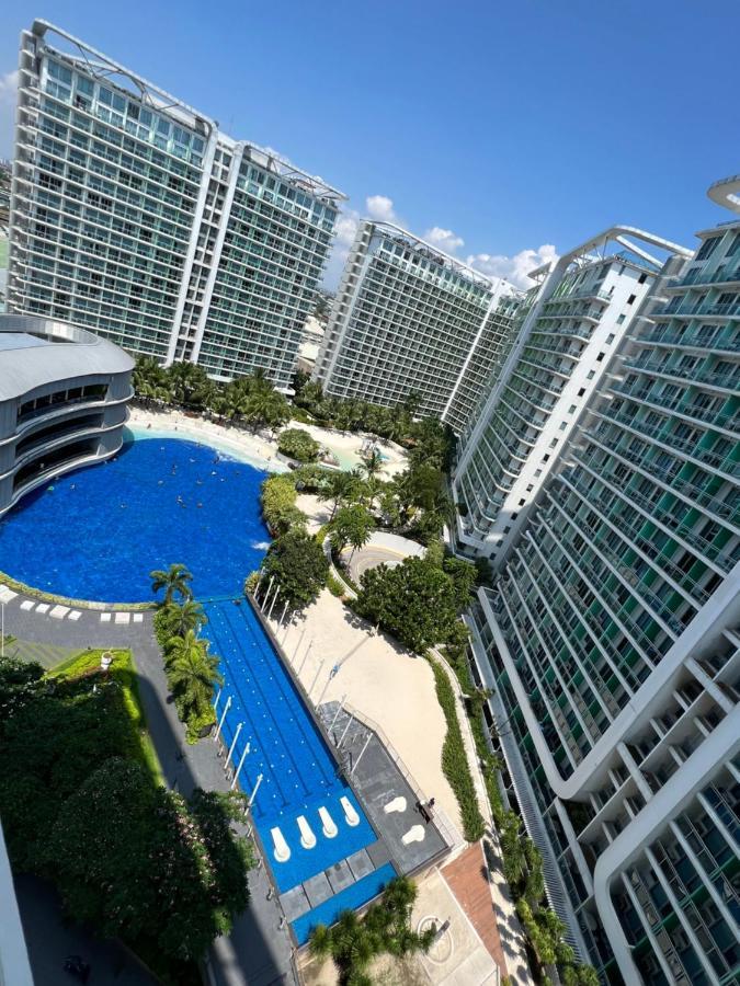 Azure Urban Resort Residence R&C - Paranaque Манила Экстерьер фото