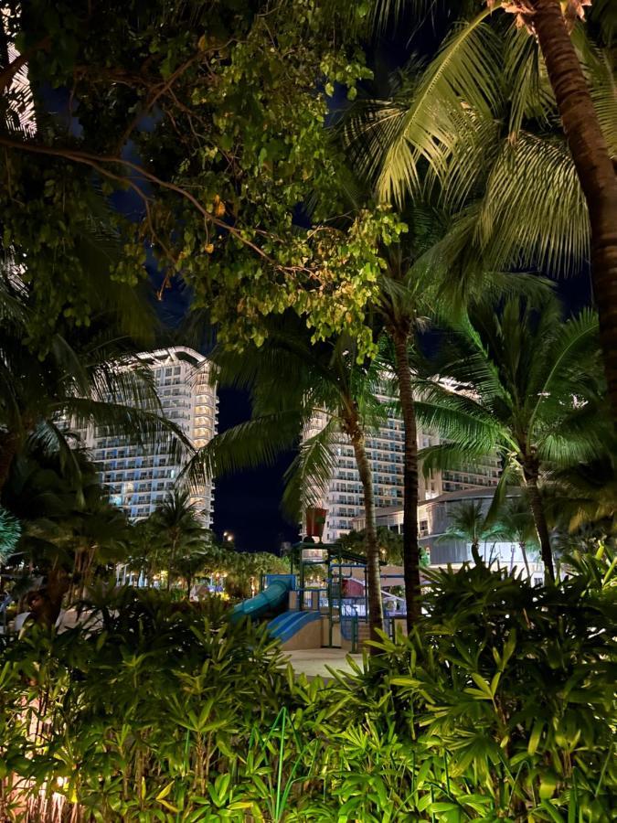 Azure Urban Resort Residence R&C - Paranaque Манила Экстерьер фото