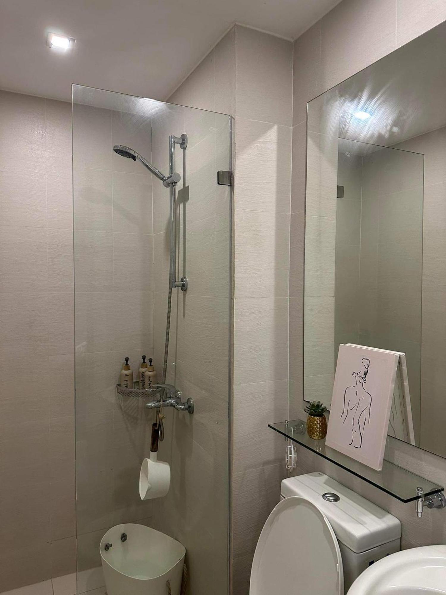 Azure Urban Resort Residence R&C - Paranaque Манила Экстерьер фото