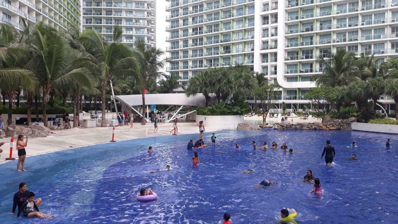 Azure Urban Resort Residence R&C - Paranaque Манила Экстерьер фото